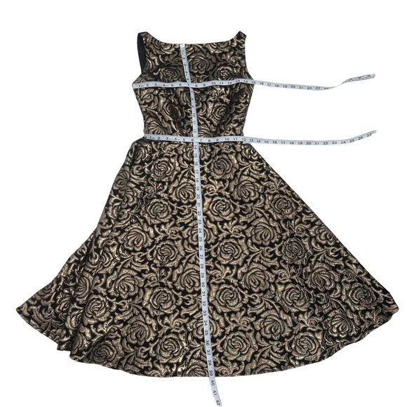 Tatyana Bettie Page Rose Retro Fit And Flare Metallic Gold Dress Size XS Women’s - Picture 3 of 9